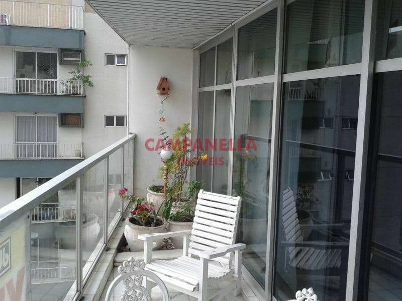 Apartamento 4 quartos, suíte, 2 vagas na Tijuca - próximo ao metrô, Saens Peña, shopping Tijuca