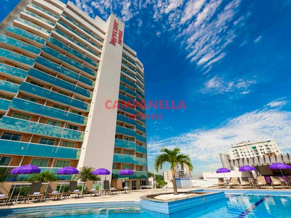 Apart Hotel Mercure Nova Iguaçu varanda, 1 quarto, garagem Infratotal e Serviços.