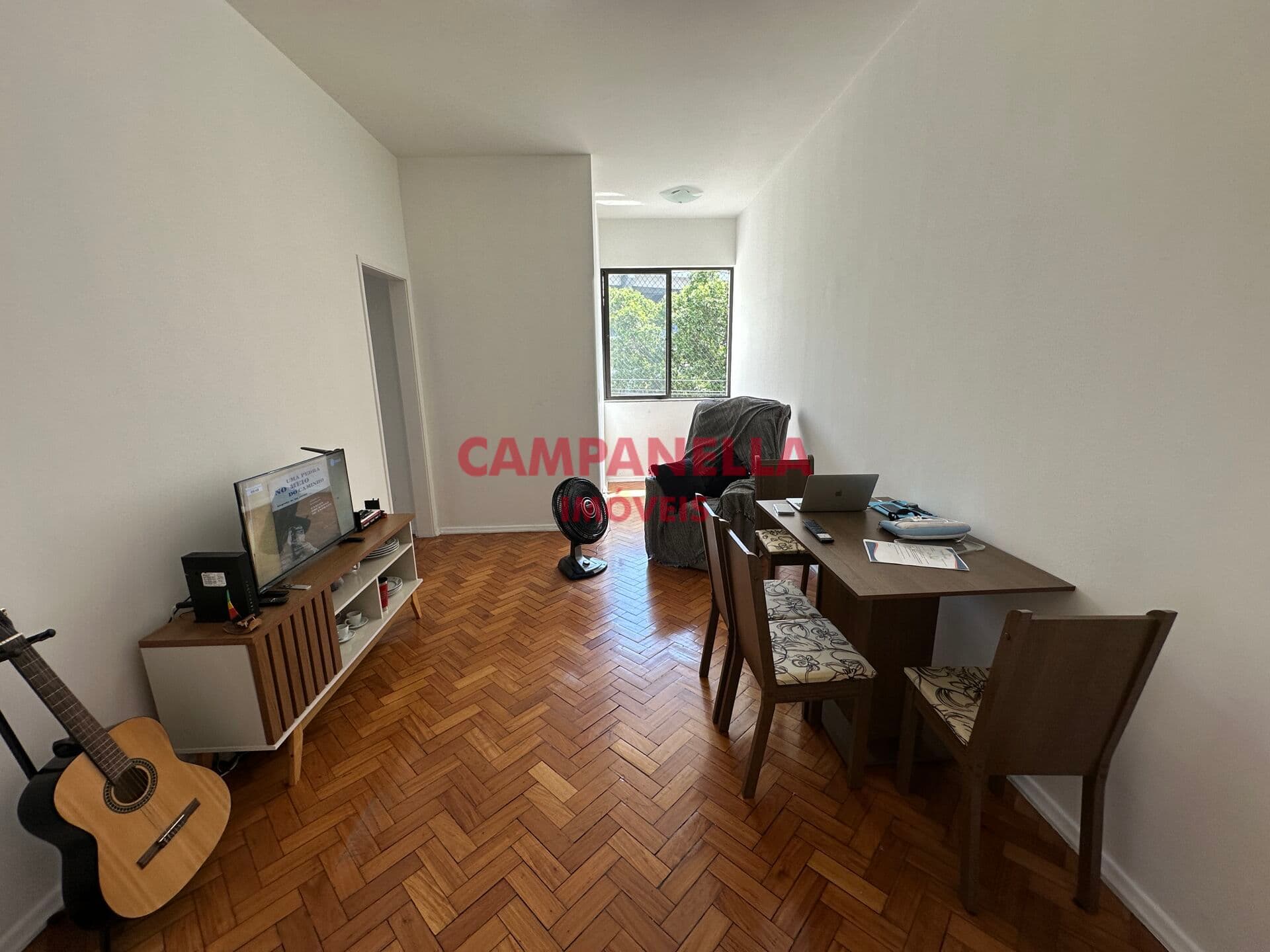 Apartamento 02 quartos, dependências, Maracanã RJ