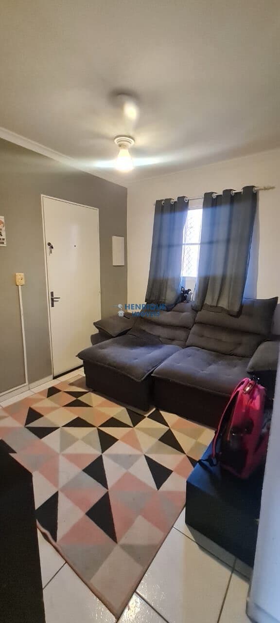 Apartamento com 2 quartos no condomínio residencial Quebec, R$ 175.000,00