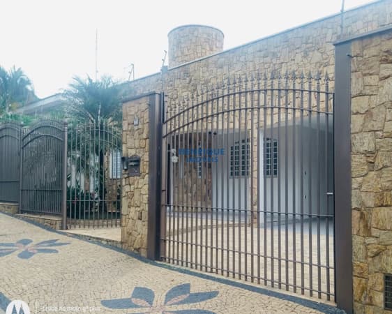 Casa em Rio Claro - Vila Paulista