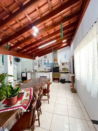 Casa a venda com 3 dormitórios, 1 suíte no bairro Consolação em Rio Claro SP por R$ 635.000,00