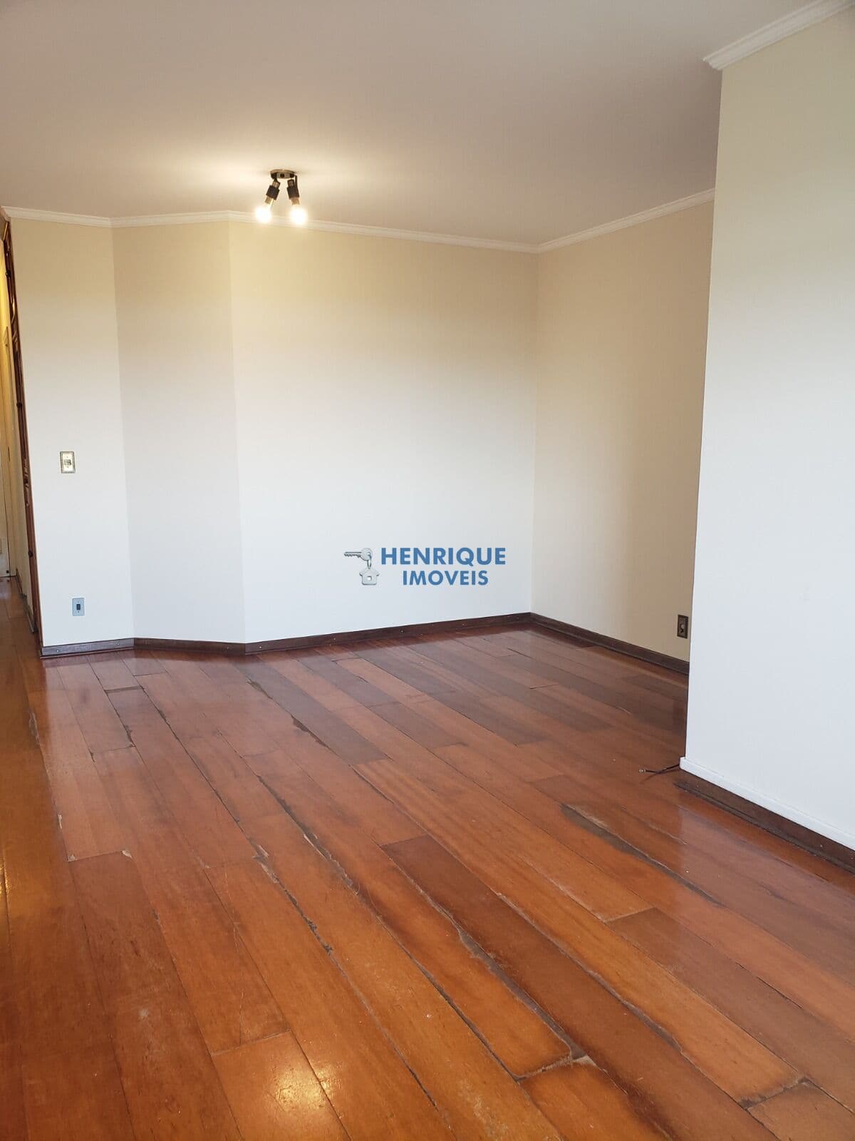 Apartamento no Condomínio Edifício Jardim Claret, Rio Claro - R$389.000,00