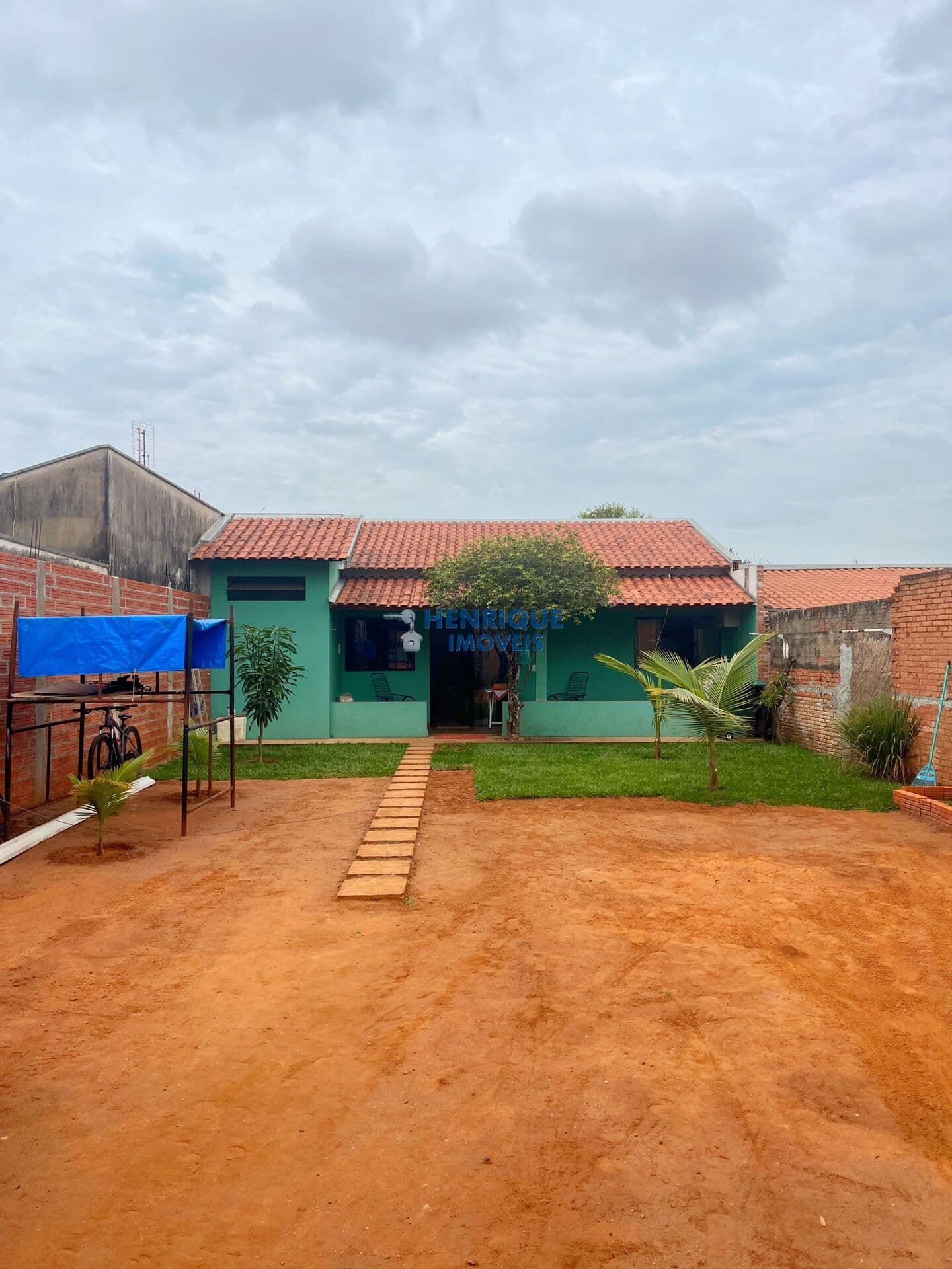 Casa à Venda estilo Edícula com 2 dormitórios no bairro do Estádio por R$ 500.000,00 em Rio Claro, SP