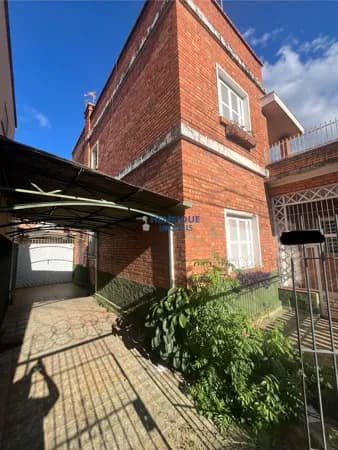 Casa Sobrado a venda para reforma ou demolição no centro de Rio Claro SP por R$600.000,00
