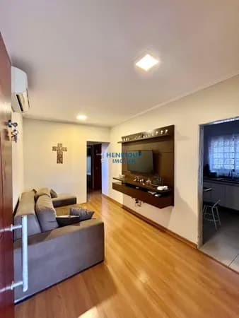 Casa a venda em condomínio fechado com 3 dormitórios no bairro parque universitário em Rio Claro SP por R$ 390.000,00