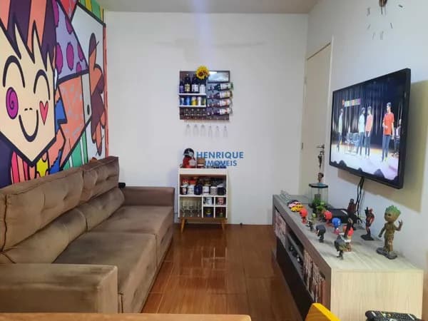 APARTAMENTO COM QUINTAL