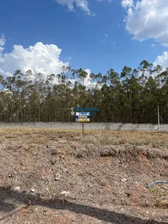 Terreno em Condomínio Fechado Jardim Residencial Jatobá com 500m2 por R$ 180.000,00 em Corumbataí SP