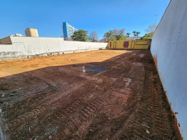 Terreno no bairro Cidade Claret, Rio Claro/Sp - R$750.000,00.