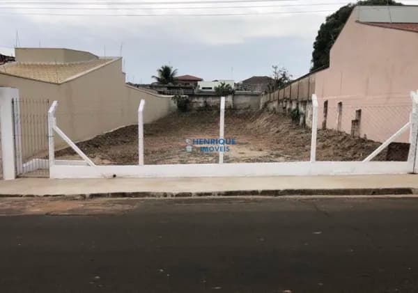Terreno a venda comercial ou residencial no centro da cidade de Rio Claro SP com mais de 480m2 por R$ 652.000,00