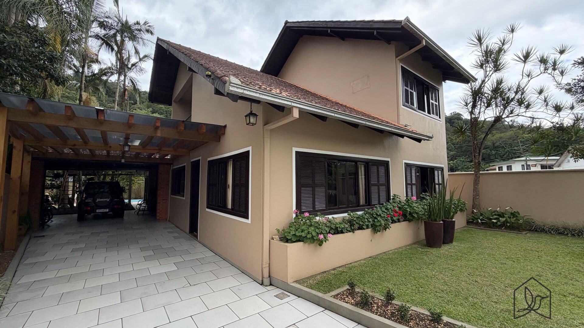 Casa Averbada com Piscina