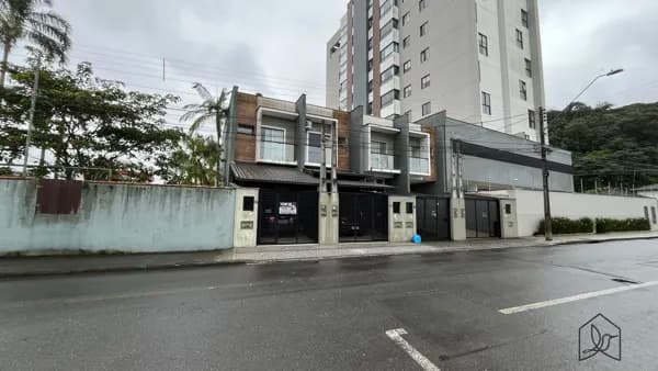 Casa Geminada no Santo Antônio