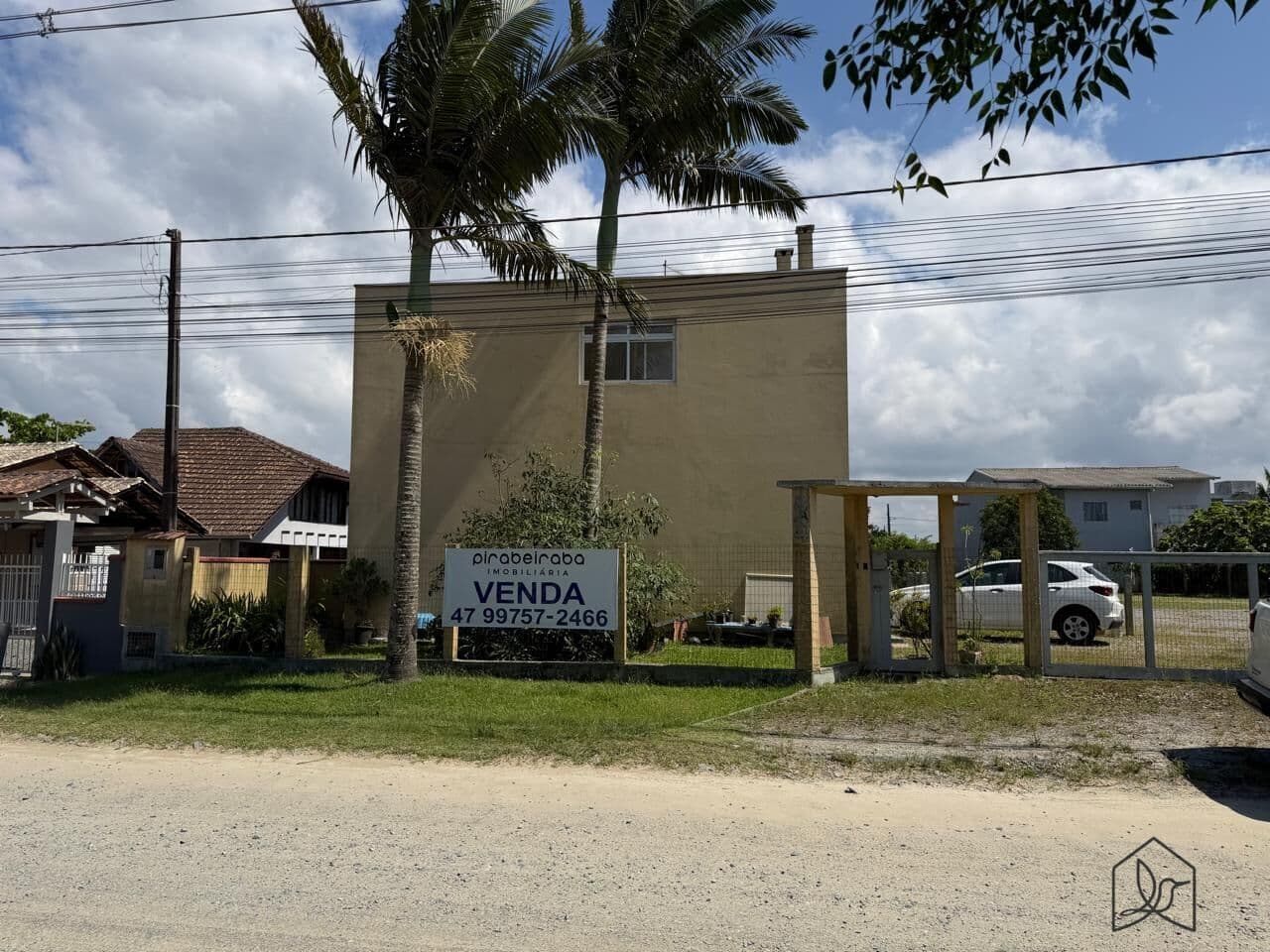 Prédio/Edifício Inteiro em Balneário Barra do Sul - Centro