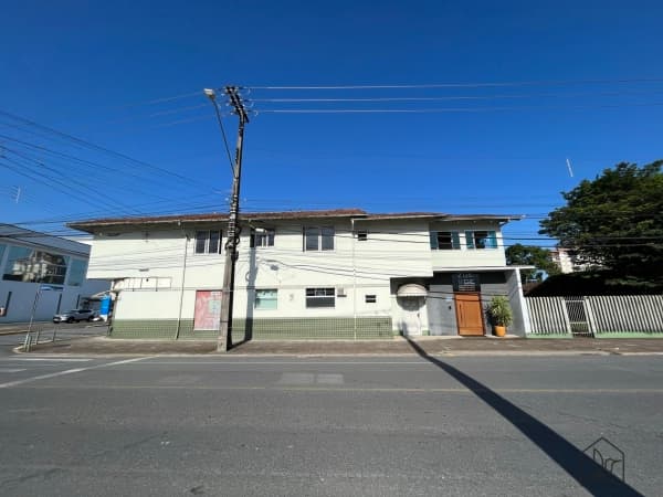 Prédio Comercial/Residencial à Venda