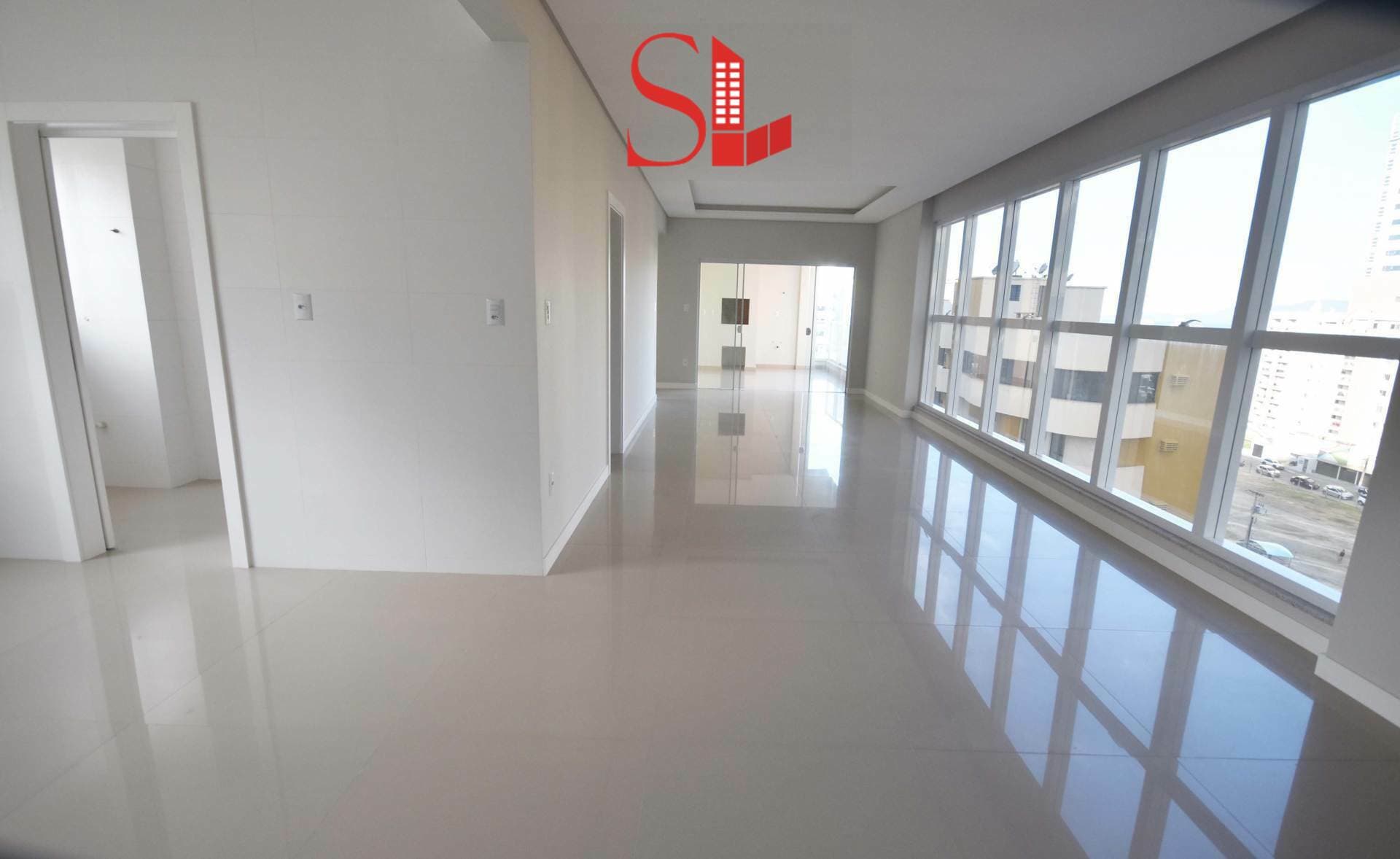 Apartamento em Itapema - Meia Praia