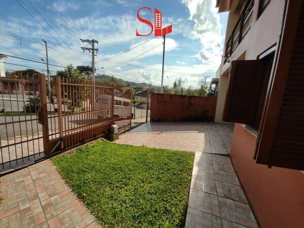 Casa Padrão 4 dormitórios a venda Santa Maria RS