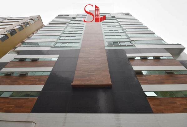 Apartamento em Itapema - Meia Praia
