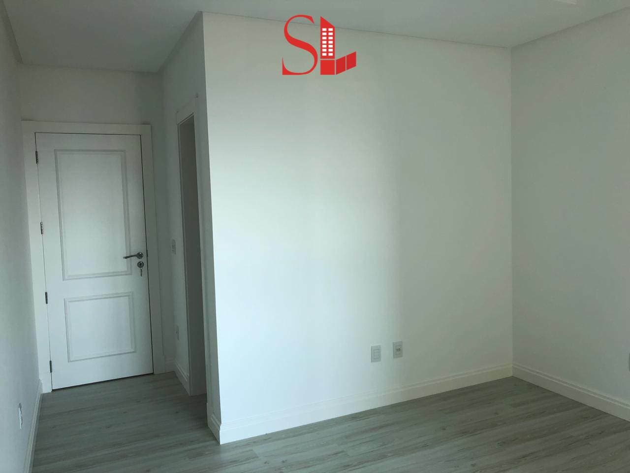 Apartamento em Itapema - Meia Praia