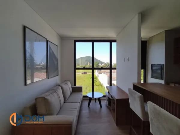 Apartamento mobiliado - Ingleses Norte a 1000 metros do mar