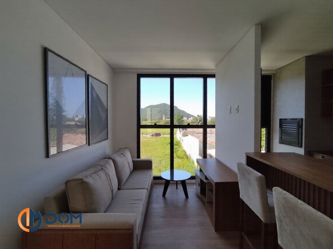 Apartamento mobiliado - Ingleses Norte a 1000 metros do mar