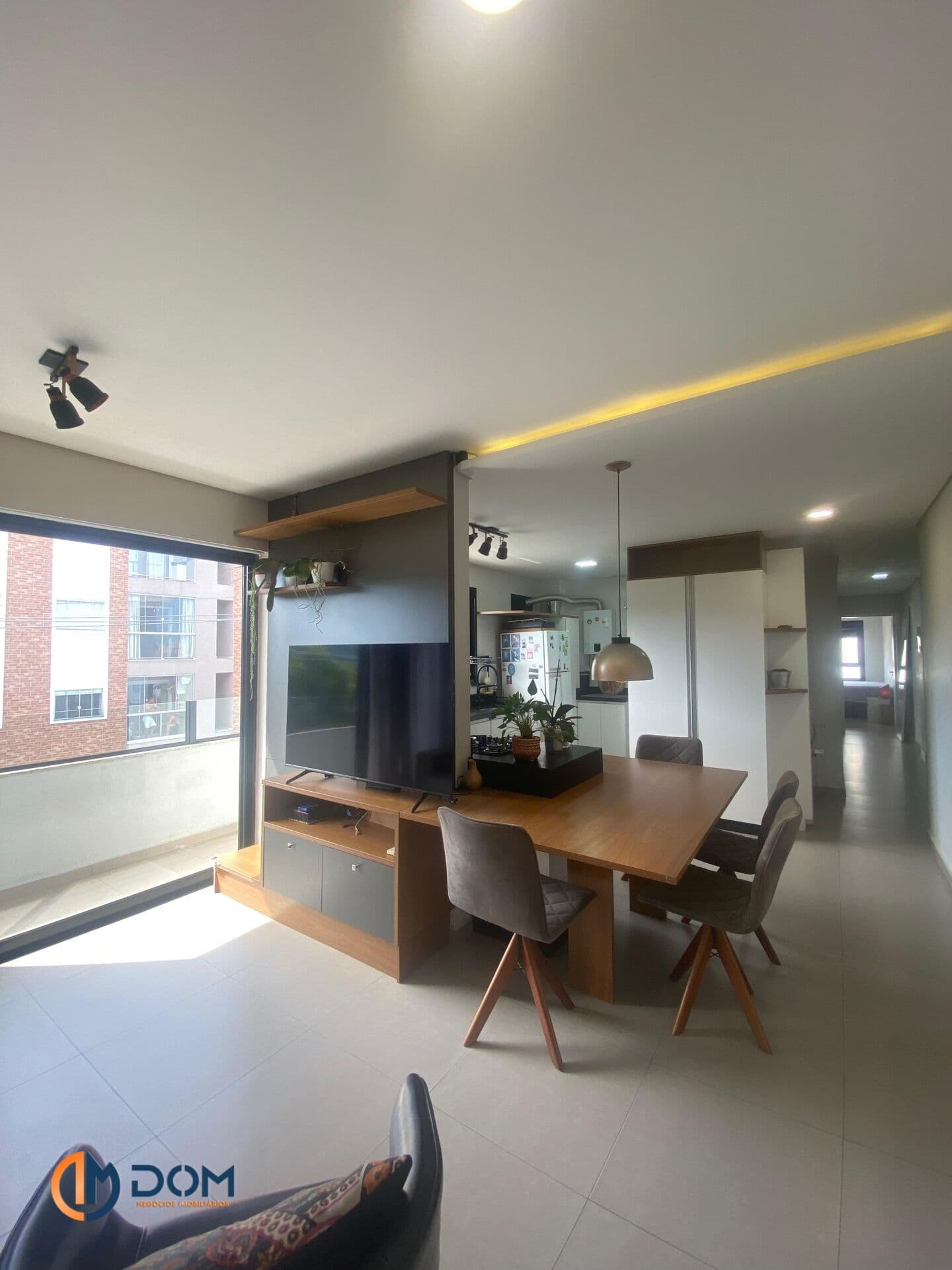 Excelente apartamento, locação mensal, mobiliado e equipado - a 2km da Praia dos Ingleses