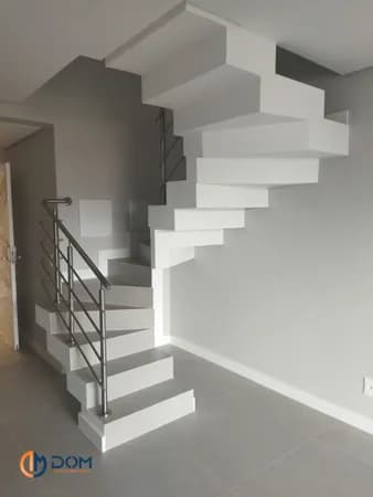 Apartamento Duplex - aproximadamente 1km da praia dos Ingleses.