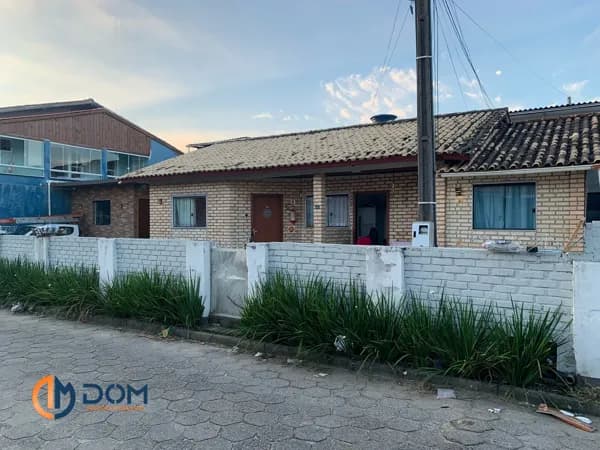 RESIDENCIAL A VENDA NOS INGLESES