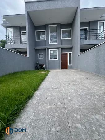 Casa Sobrado - aproximadamente 2,5km da Praia dos Ingleses