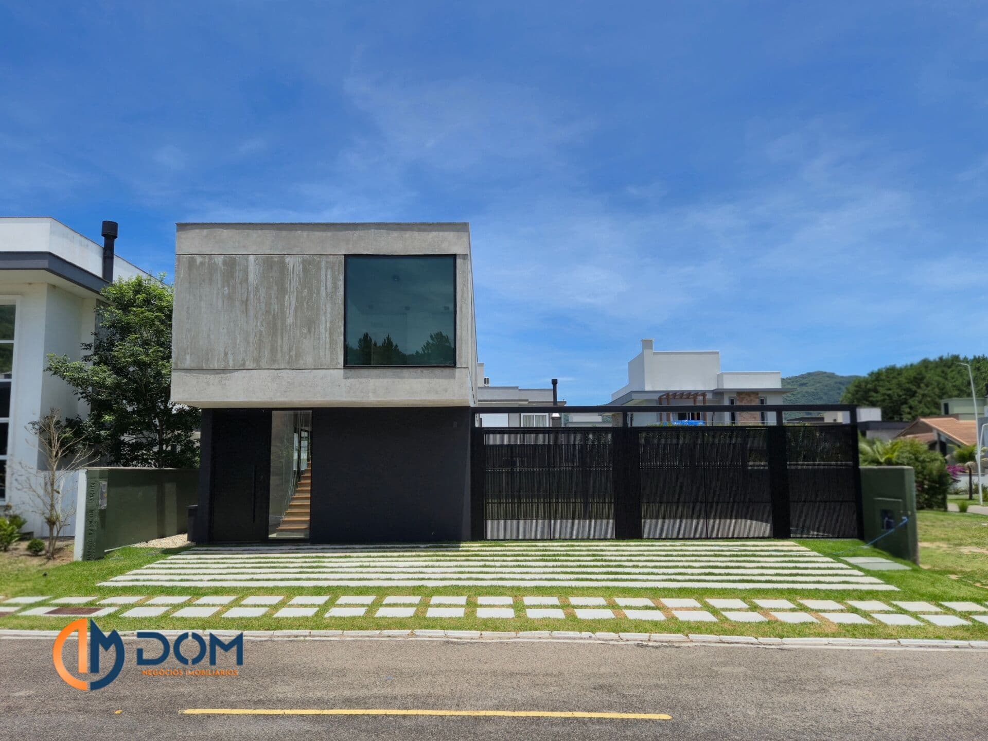 Casa Alto Padrão em Condomínio Fechado