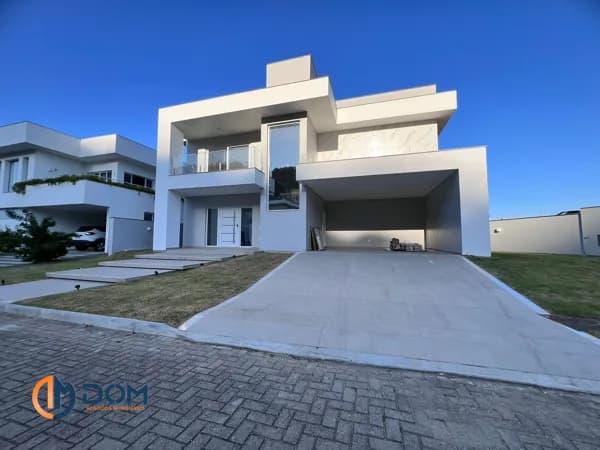 Casa Padrão - aproximadamente 1,7 km da Praia dos Ingleses