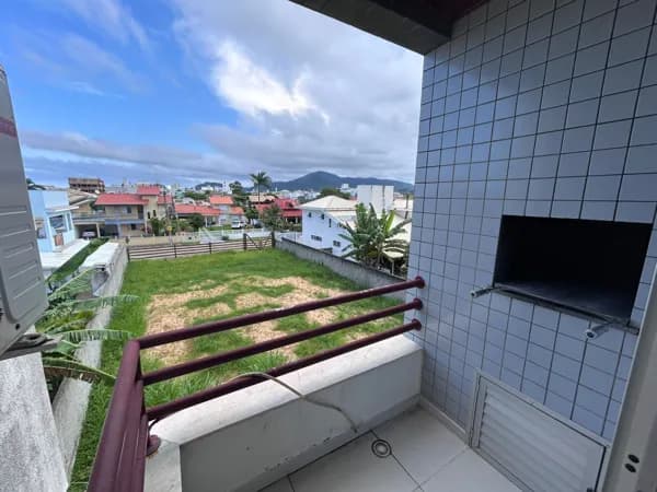 Apartamento nos ingleses 500m do mar Florianópolis