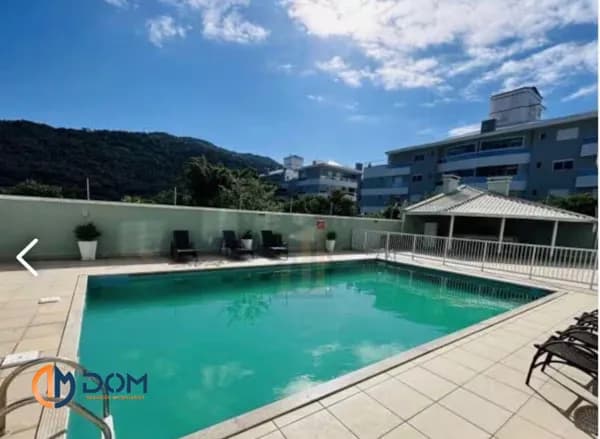 Apartamento mobiliado - 03 dormitórios (suíte) a 150 metros da Praia dos Ingleses/SC