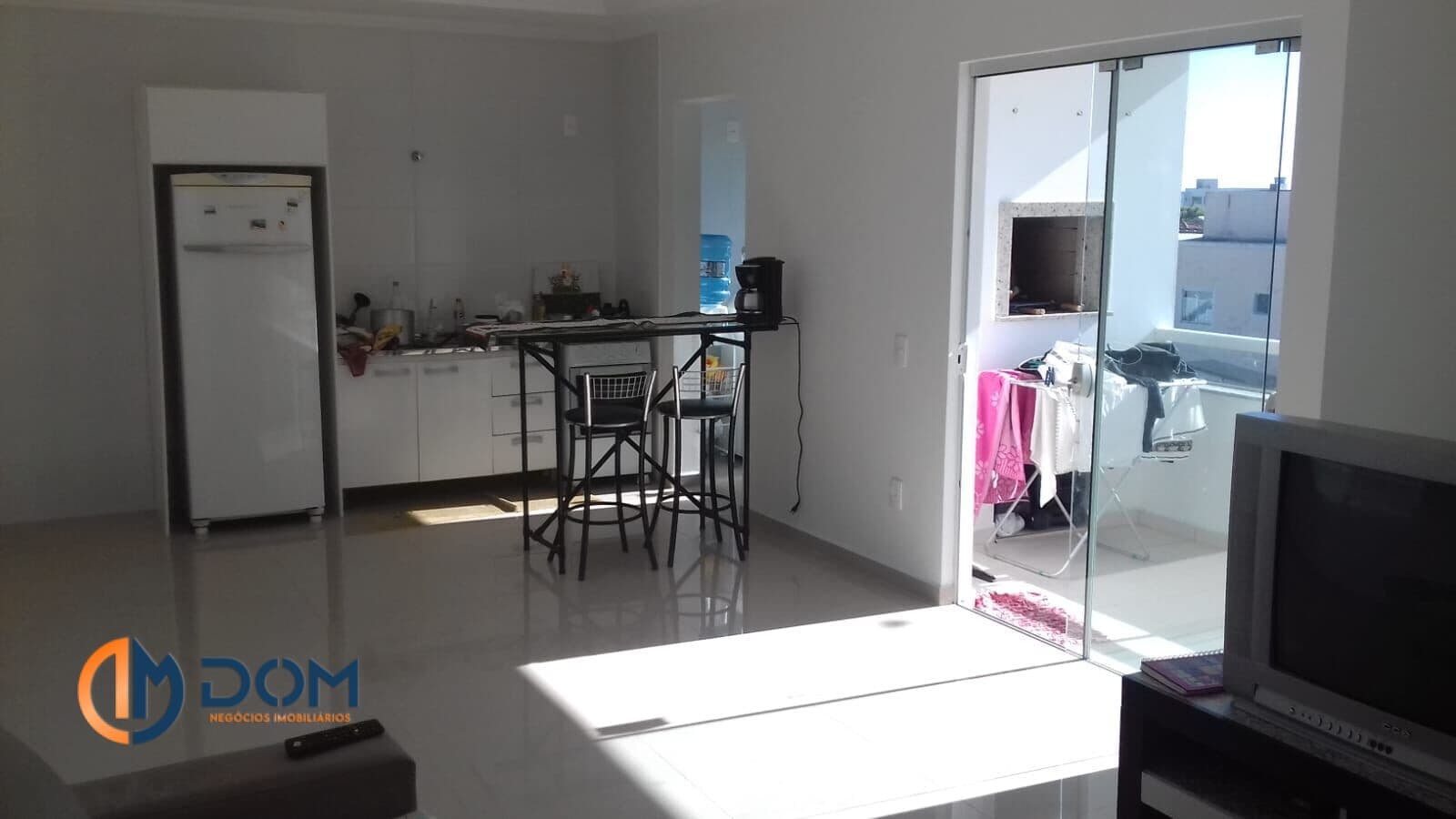 Apartamento Padrão - aproximadamente a 2,3 km da Praia dos Ingleses