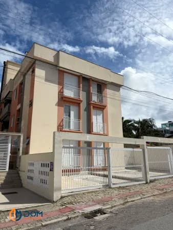 Apartamento Padrão - 2 dormitórios- Praia do Santinho a 150 mts do mar