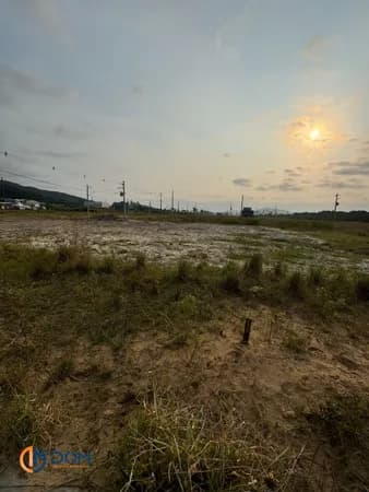 Terreno em loteamento com 450m²