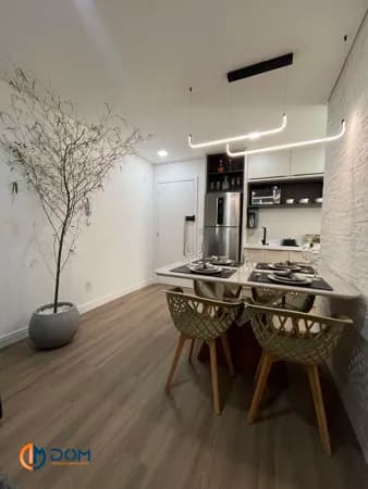 Apartamento Padrão - aproximadamente 800 mts da praia dos Ingleses