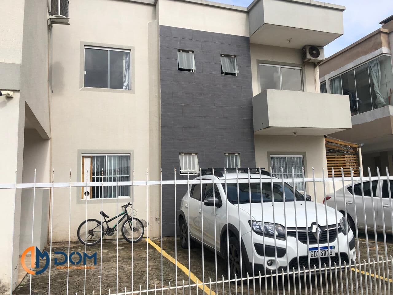 Apartamento Padrão - aproximadamente 2,8 km da Praia dos Ingleses