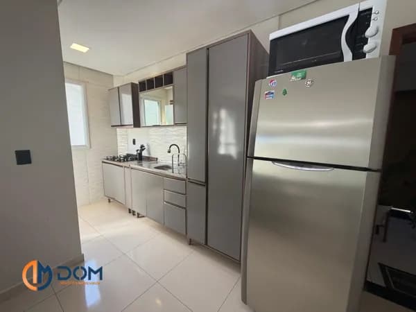 Apartamento com 2 Dormitórios Próximo ao Mar na Praia dos Ingleses