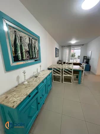 Apartamento Padrão - localizado aproximadamente 300 metros da praia dos ingleses