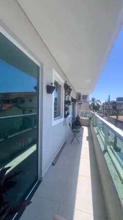 Apartamento frente rua no centrinho dos ingleses - 500 metros da Praia dos Ingleses