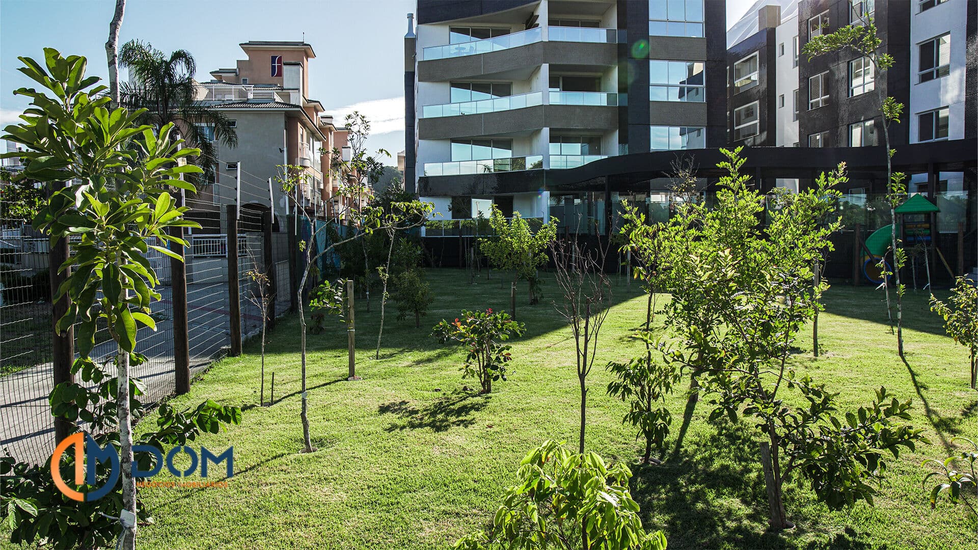 Apartamento Alto Padrão à 120 metros do Mar