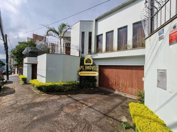 CASA EXPETACULAR À VENDA