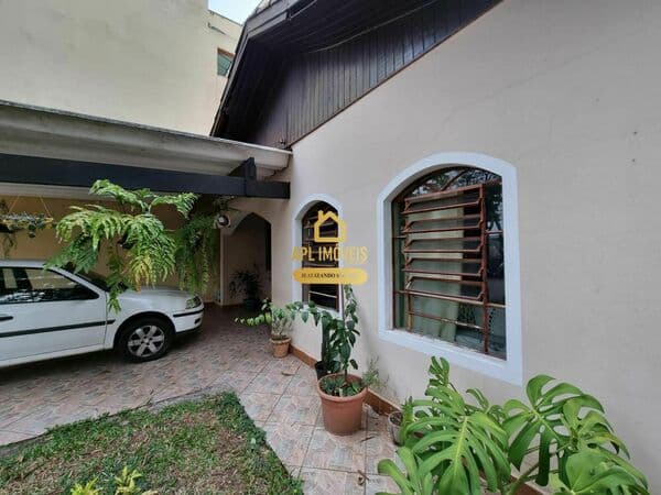 Casa no Bom Clima