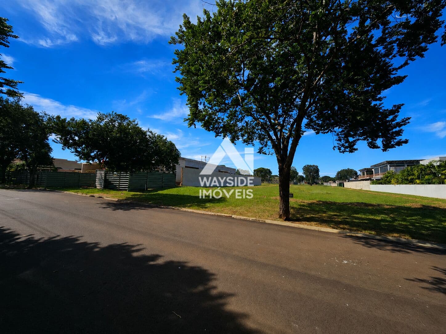 Terreno Plano - Condomínio Residencial Fazenda Santa Maria - Fazenda Santa Maria - Cravinhos - SP