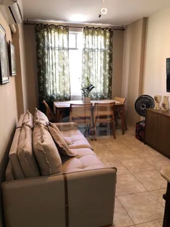 Apartamento de 3 quartos em localização privilegiada no Eng. de Dentro