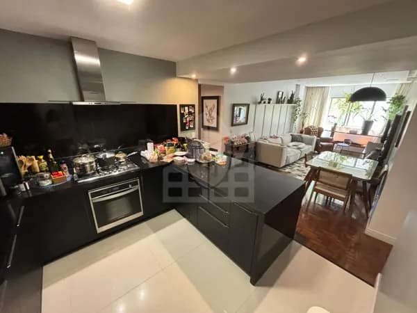 Apartamento em Petrópolis - Centro