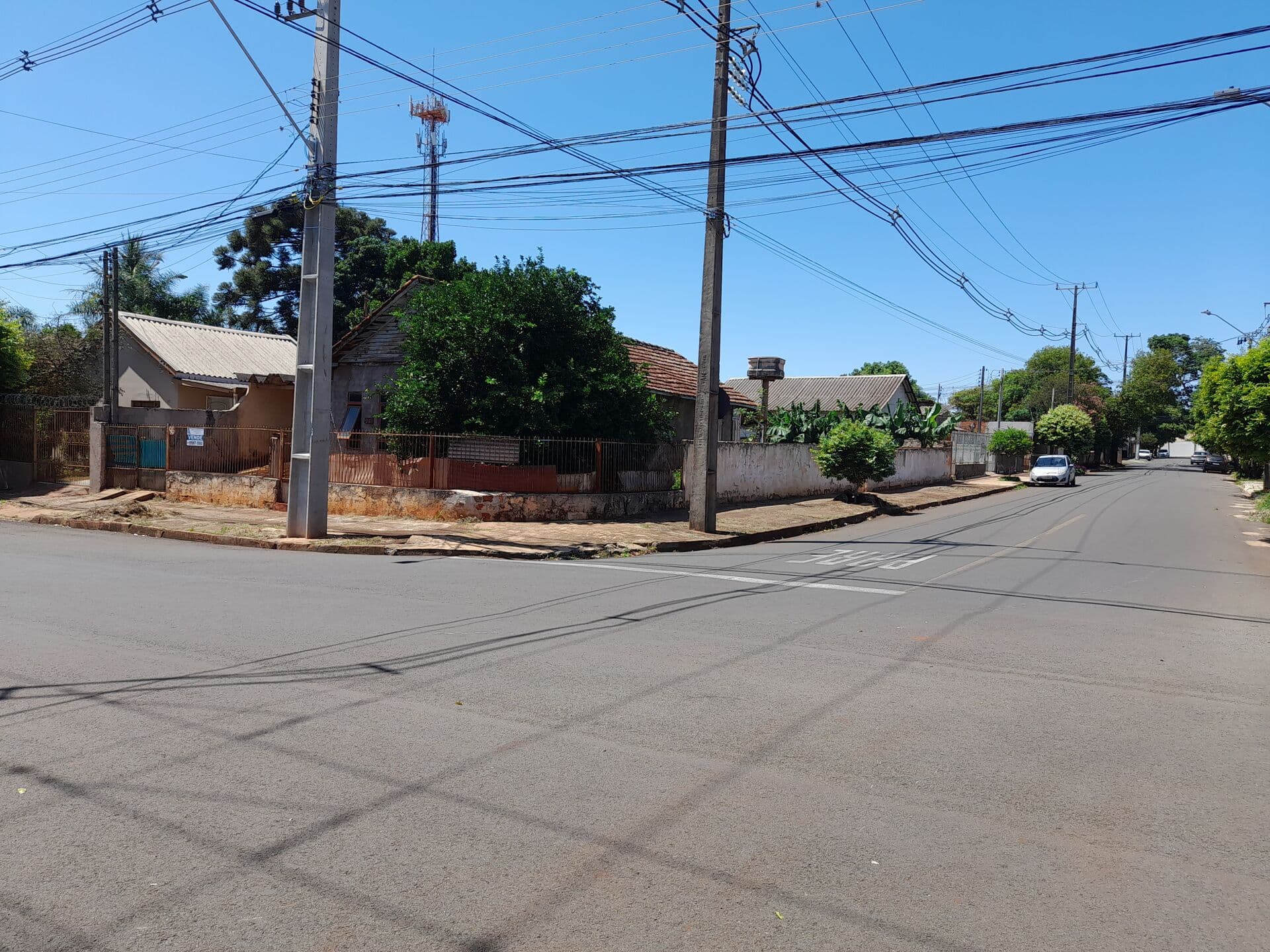 Terreno 411 m² à venda JD Aeroporto zona leste - por R$ 370.000 - Londrina/PR