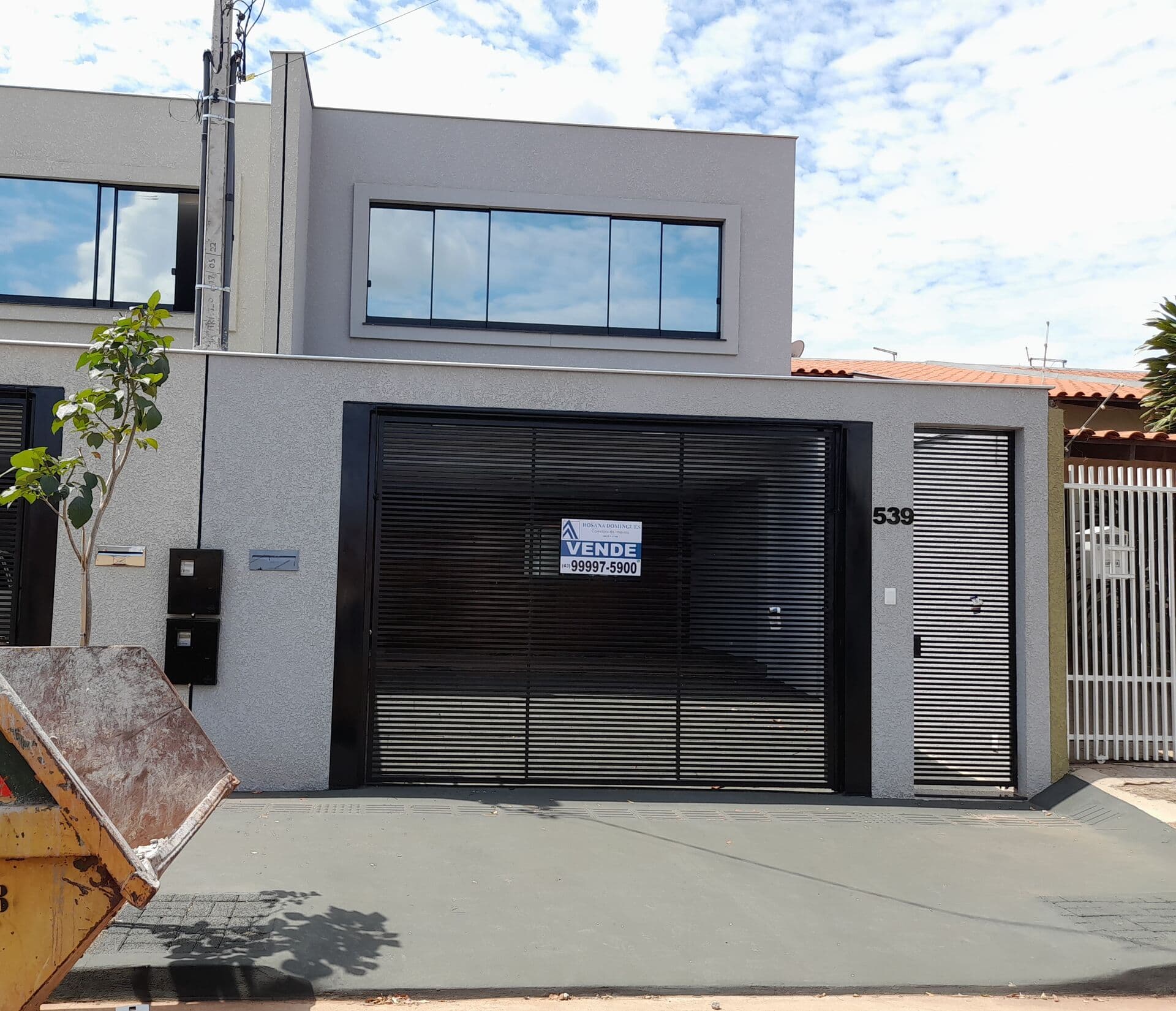 Sobrado à venda Vale de San Izidro - 150 m² construção - por R$ 800.000 - Londrina/PR