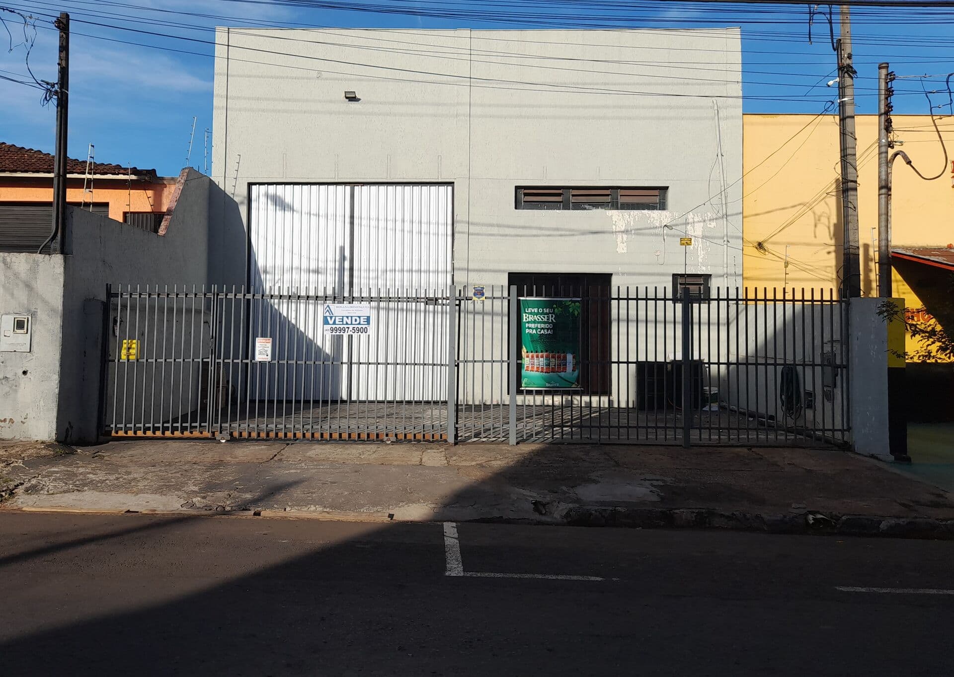Barracão Comercial à venda AV: Guilherme de Almeida - RS 990.000 - Londrina/PR