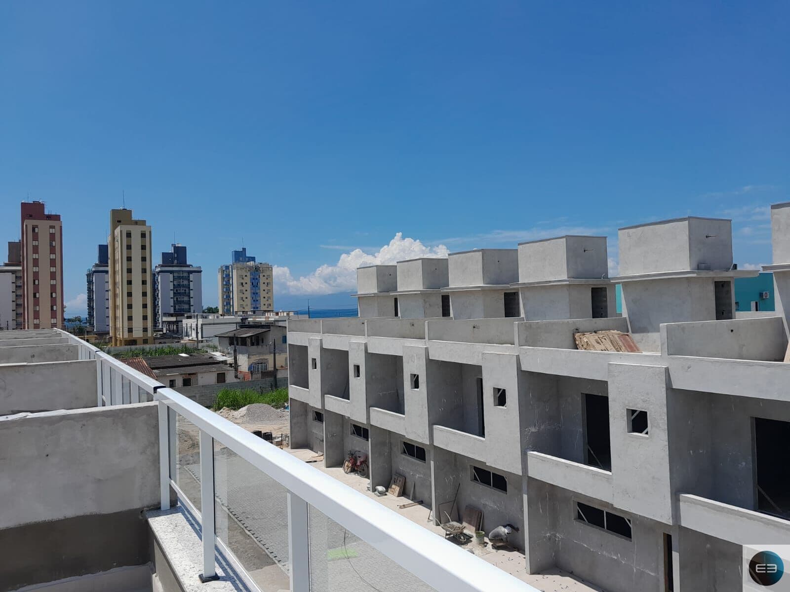 Casa Triplex em Caraguatatuba